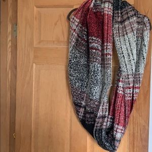 Octavia Sandra Abstract Print Infinity Scarf